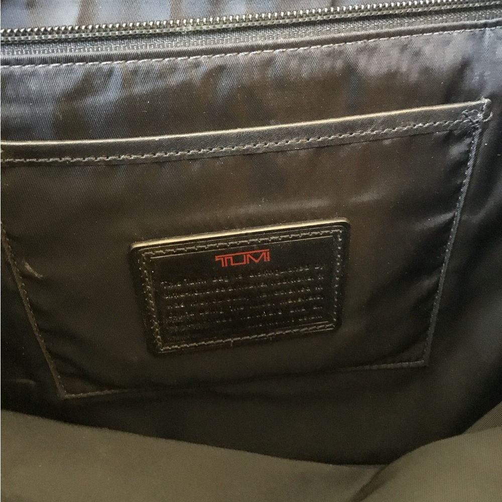 Tumi Derby Business Travel Tote - Picture 4 of 7